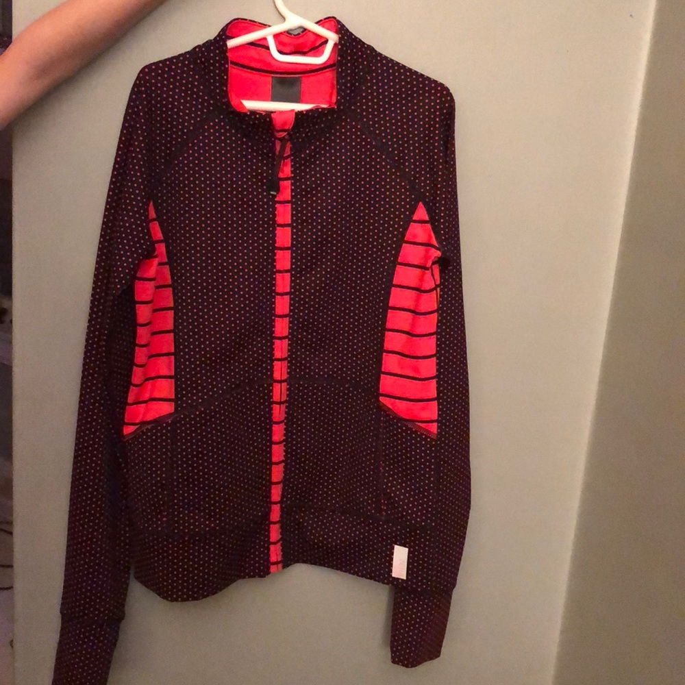 A girls work out Jacket. Barely worn.